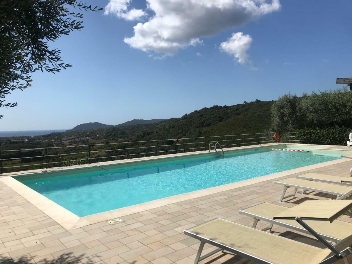 Residence Le Solane マリーナ・ディ・カンポ エクステリア 写真