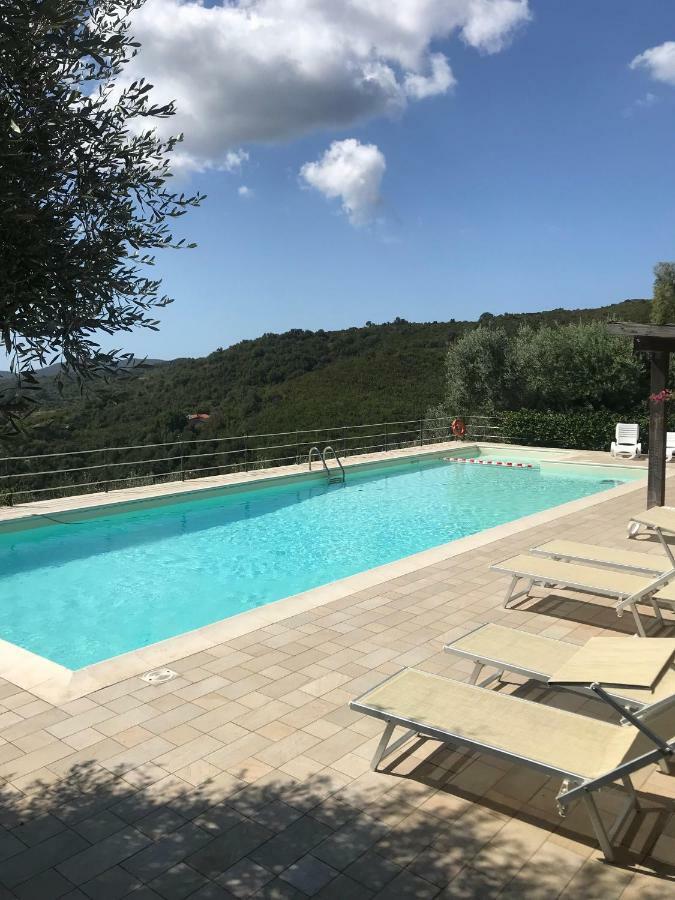Residence Le Solane マリーナ・ディ・カンポ エクステリア 写真